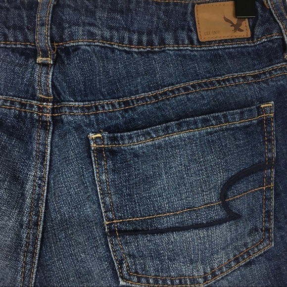 AMERICAN EAGLE Jean Shorts Denim Cut Off Floral Embroidered Festival Boho Size 2 - Picture 5 of 9